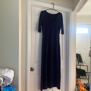 long to the floor navy three-quarter sleeve dress size large